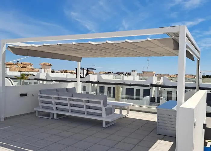 شقة Penthouse Innovabeach Punta Prima تورّيفيِخا